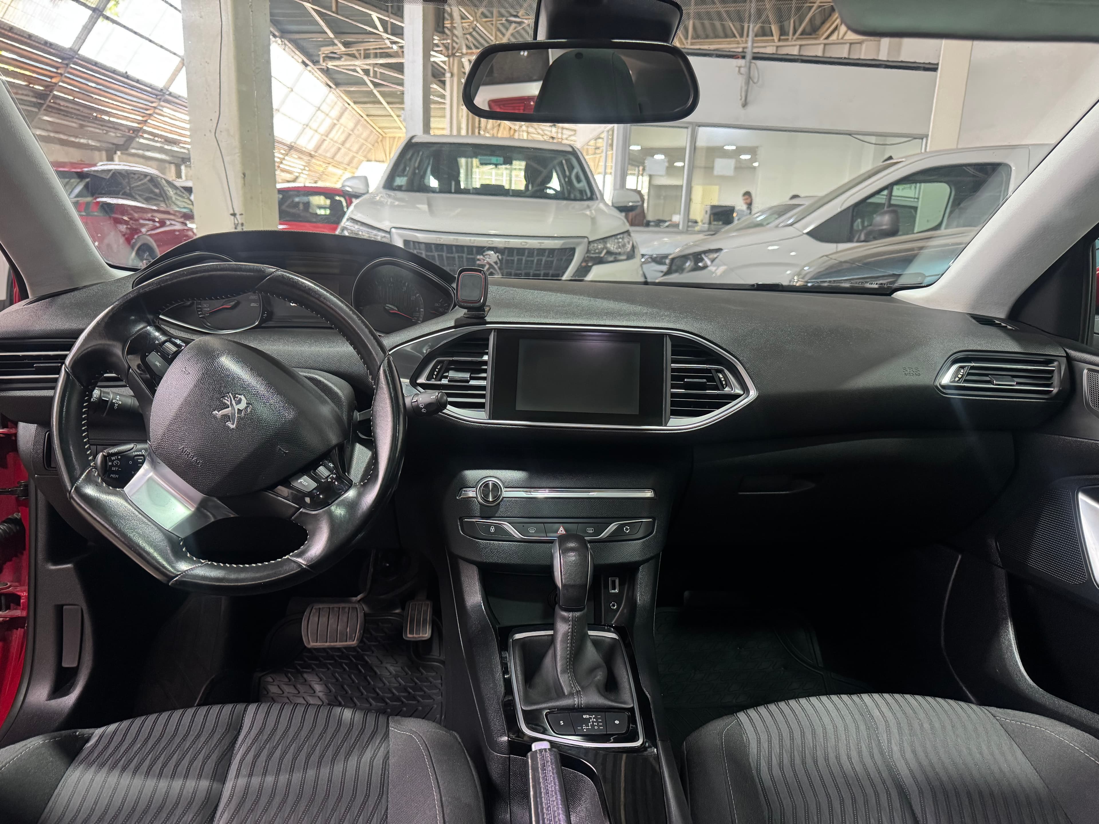 PEUGEOT 308 ALLURE 1.2